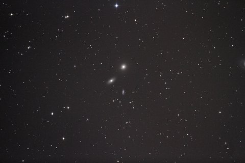 M105-NGC3384-3389.jpg